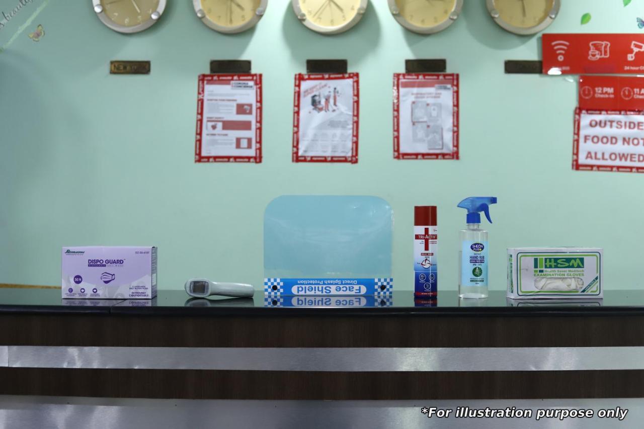 Oyo 23289 Hotel Anmol Palace Ахмедабад Екстер'єр фото